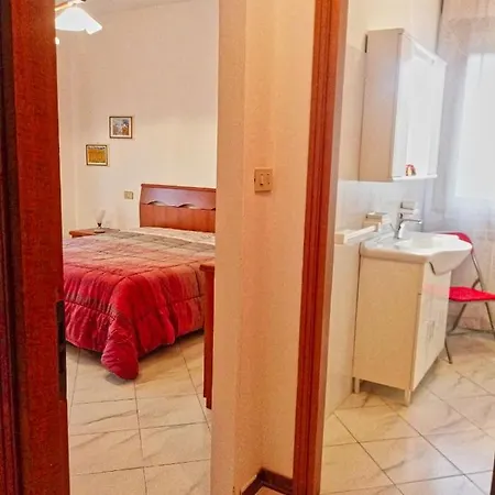 Bed and breakfast Lorilu' Carrara