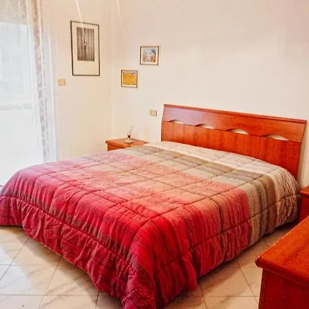 Lorilu' Carrara
