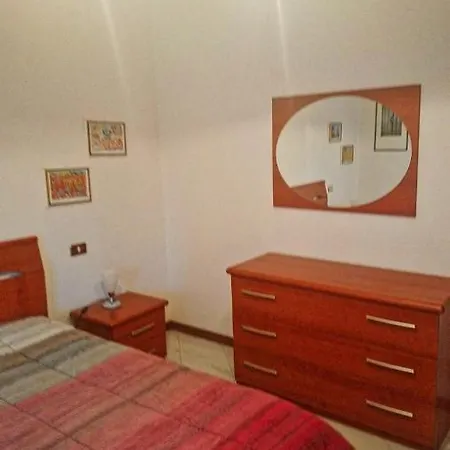 Lorilu' Bed & Breakfast Carrara